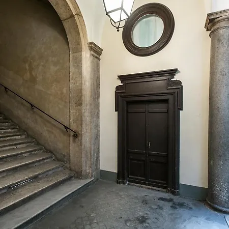 Pantheon Imperial House Apartment
